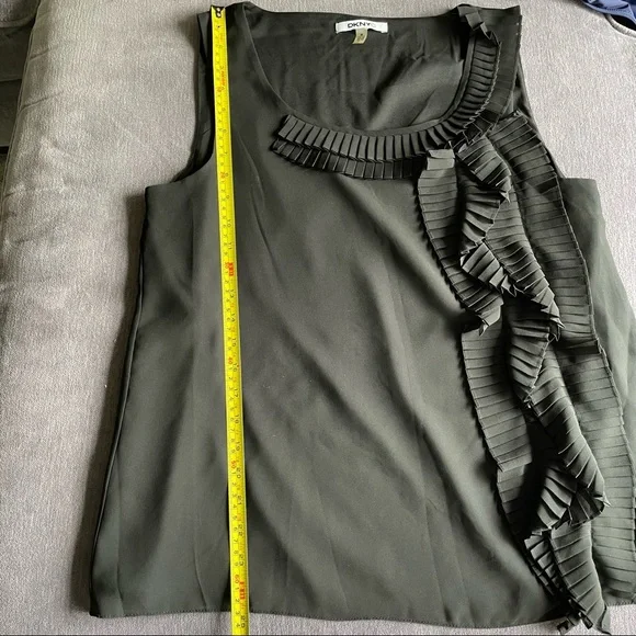 DKNY Ruffle Top - Picture 6 of 8